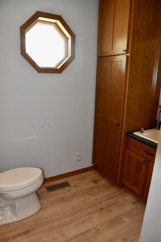 403 13th Avenue NE, Sibley, IA 51249