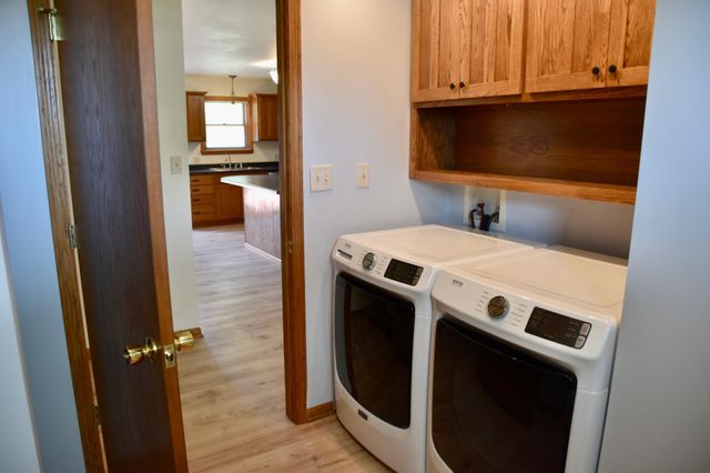 403 13th Avenue NE, Sibley, IA 51249