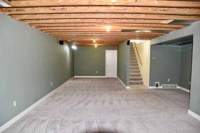 403 13th Avenue NE, Sibley, IA 51249