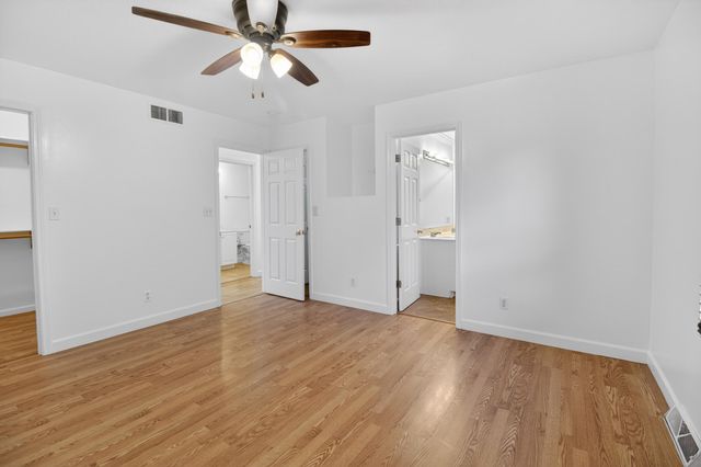 2902 YOKO CT, Columbia, MO 65202