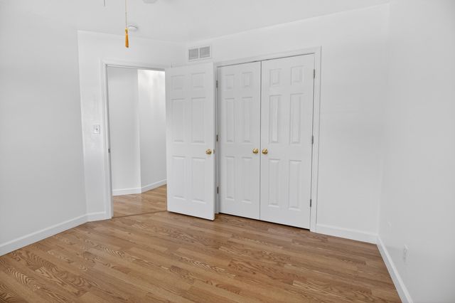 2902 YOKO CT, Columbia, MO 65202