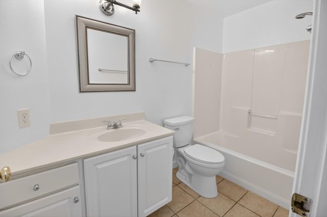 2902 YOKO CT, Columbia, MO 65202