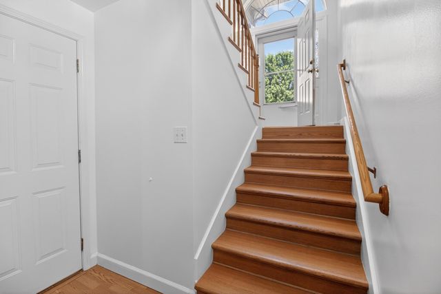 2902 YOKO CT, Columbia, MO 65202