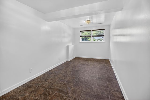 2902 YOKO CT, Columbia, MO 65202