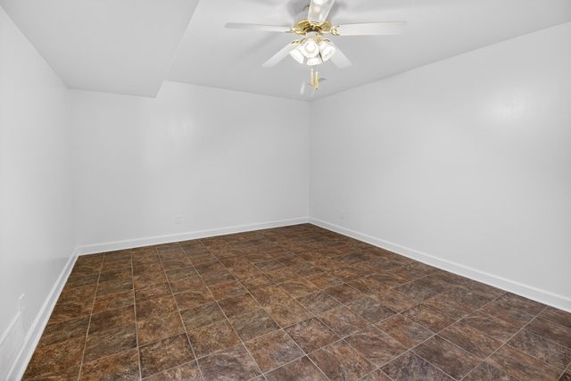 2902 YOKO CT, Columbia, MO 65202