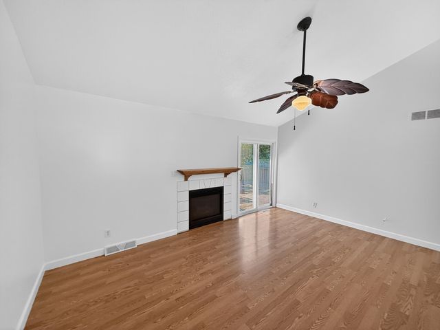 2902 YOKO CT, Columbia, MO 65202