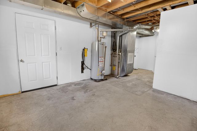 2902 YOKO CT, Columbia, MO 65202