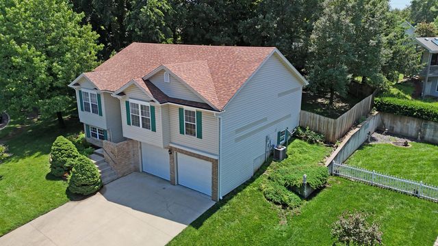 2902 YOKO CT, Columbia, MO 65202
