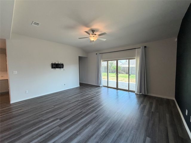 633 Cedar Springs Drive, Princeton, TX 75407