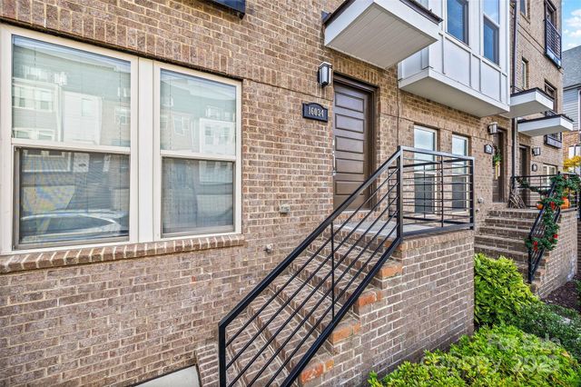 16034 Roscoe Lane, Charlotte, NC 28204