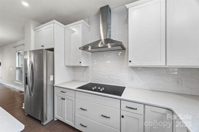 16034 Roscoe Lane, Charlotte, NC 28204