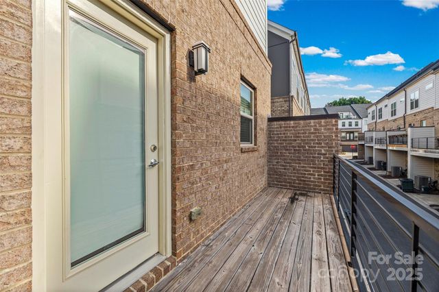 16034 Roscoe Lane, Charlotte, NC 28204