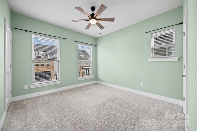 16034 Roscoe Lane, Charlotte, NC 28204