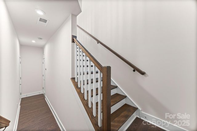 16034 Roscoe Lane, Charlotte, NC 28204