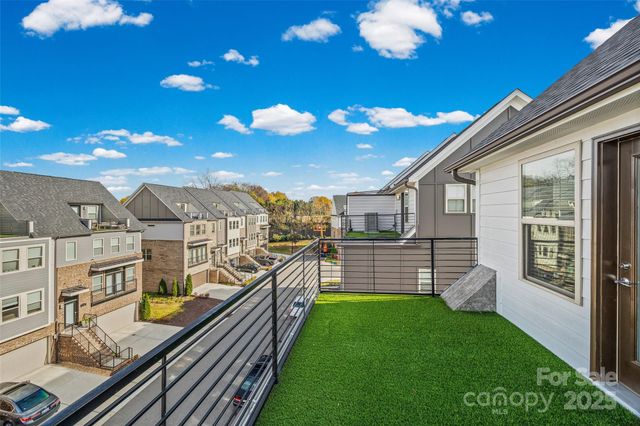 16034 Roscoe Lane, Charlotte, NC 28204