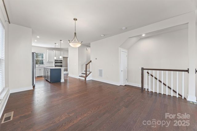 16034 Roscoe Lane, Charlotte, NC 28204