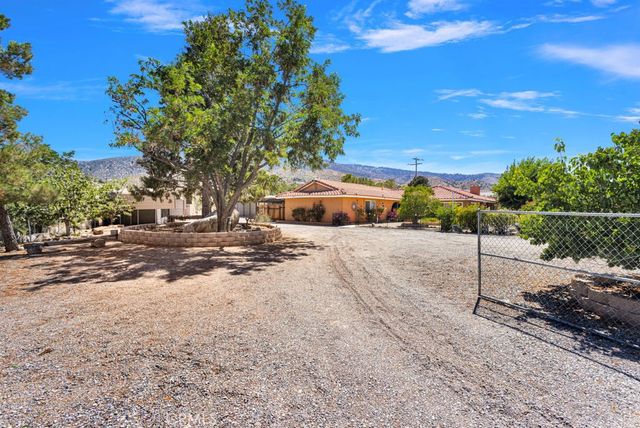 9072 Green Road, Pinon Hills, CA 92372