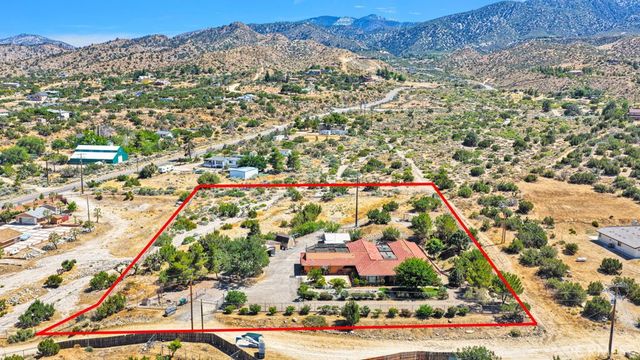 9072 Green Road, Pinon Hills, CA 92372