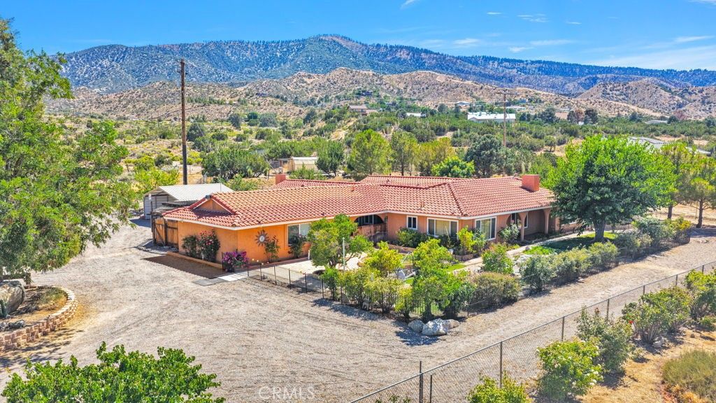 9072 Green Road, Pinon Hills, CA 92372