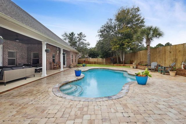 5140 Sandy Shores Dr, Gulf Breeze, FL 32563