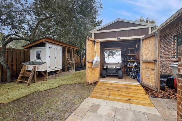 5140 Sandy Shores Dr, Gulf Breeze, FL 32563