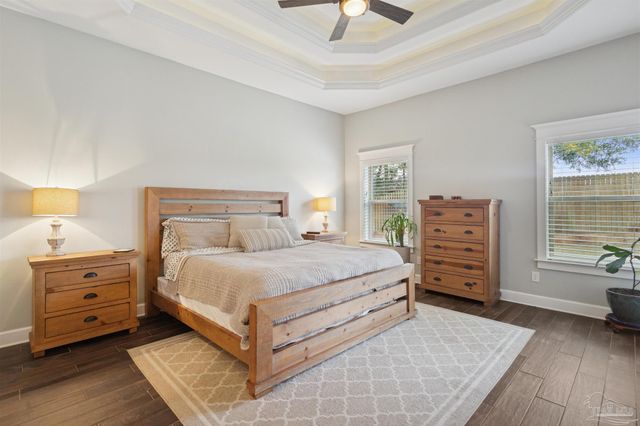 5140 Sandy Shores Dr, Gulf Breeze, FL 32563