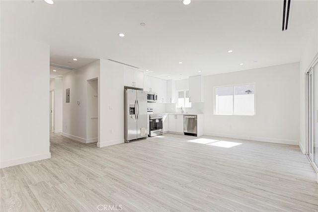 7856 1/2 Kyle St, Sunland, CA 91040