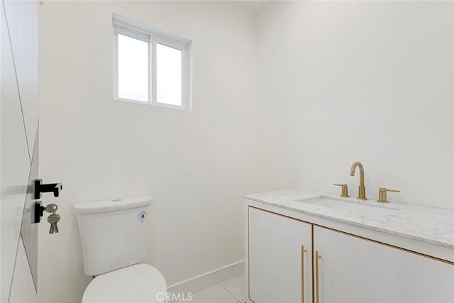 7856 1/2 Kyle St, Sunland, CA 91040