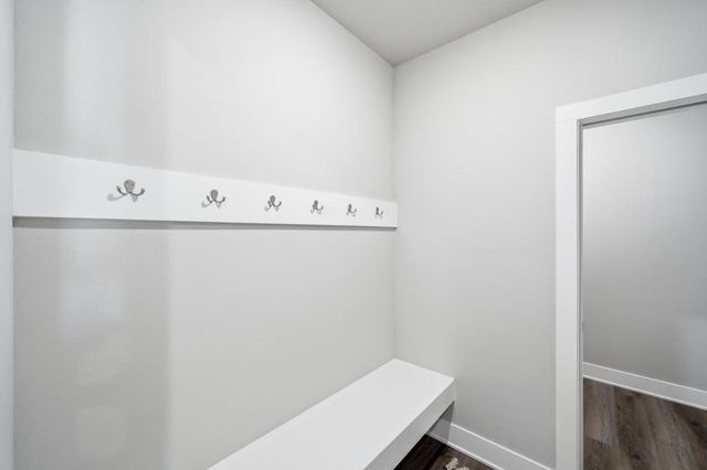 6724 Bright Street, Johnston, IA 50131