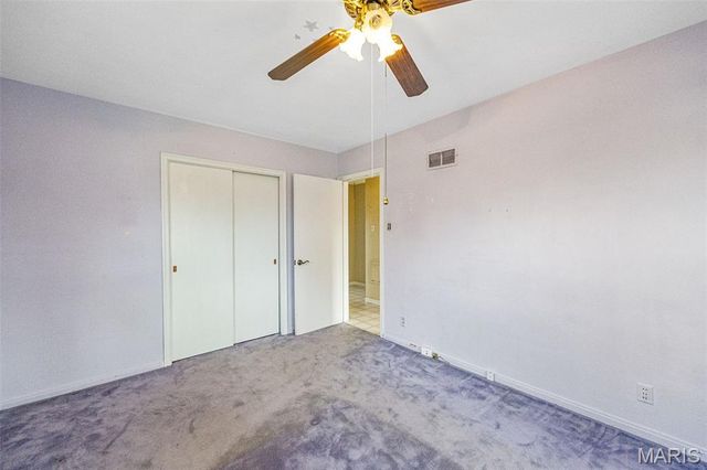 9720 Grantview Drive, St Louis, MO 63123