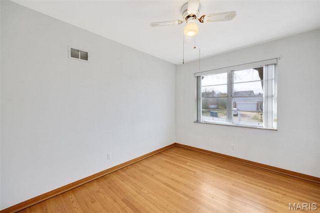 9720 Grantview Drive, St Louis, MO 63123