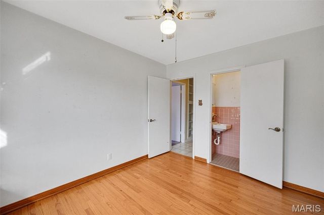 9720 Grantview Drive, St Louis, MO 63123