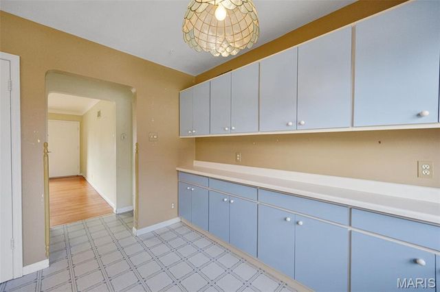 9720 Grantview Drive, St Louis, MO 63123