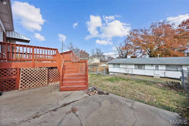 9720 Grantview Drive, St Louis, MO 63123