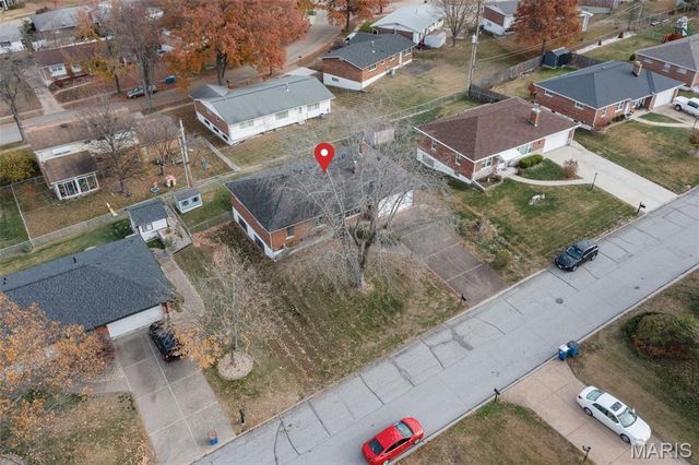 9720 Grantview Drive, St Louis, MO 63123