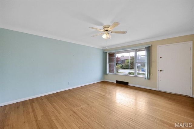 9720 Grantview Drive, St Louis, MO 63123