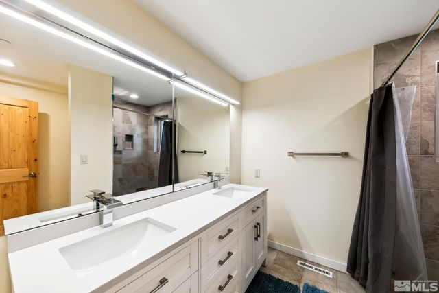 332 Barton Drive, Stateline, NV 89449