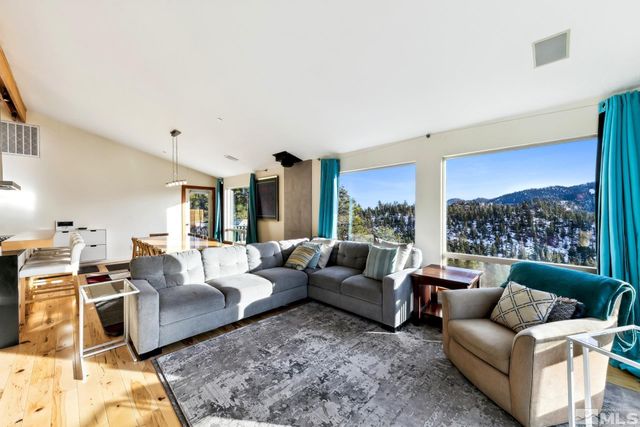 332 Barton Drive, Stateline, NV 89449