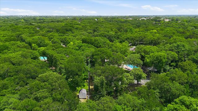 5 Country Place Circle, Dalworthington Gardens, TX 76016