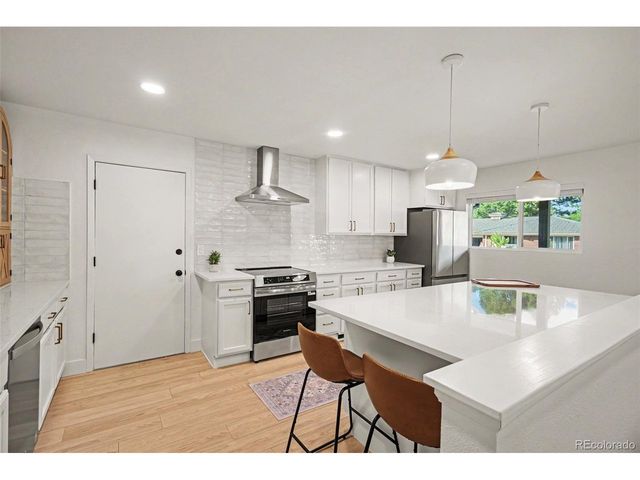 4655 S Akron, Greenwood Village, CO 80111
