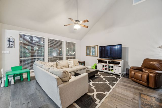 5902 Ambassador Lane, Rowlett, TX 75089