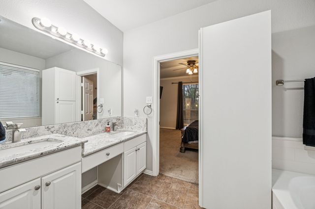 5902 Ambassador Lane, Rowlett, TX 75089