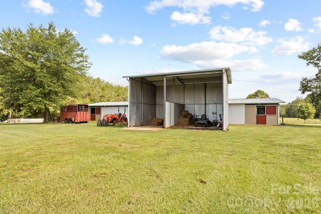1896 E Green Creek Drive, Tryon, NC 28782