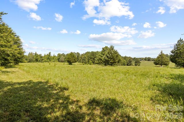 1896 E Green Creek Drive, Tryon, NC 28782