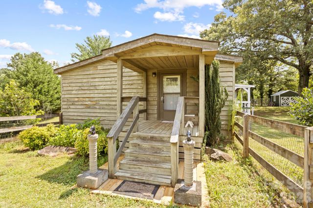 1896 E Green Creek Drive, Tryon, NC 28782