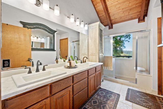 2870 Derrick Dr, Greenwood, CA 95635