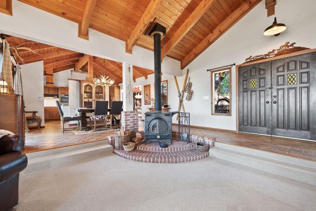 2870 Derrick Dr, Greenwood, CA 95635