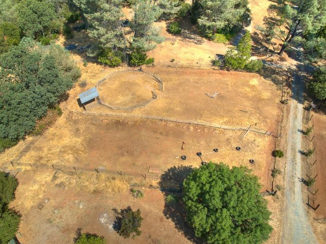 2870 Derrick Dr, Greenwood, CA 95635