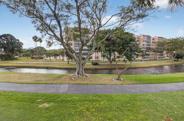 14475 Strathmore Lane 208, Delray Beach, FL 33446