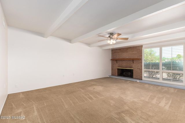 1271 W Calle De La Plaza, Sahuarita, AZ 85629